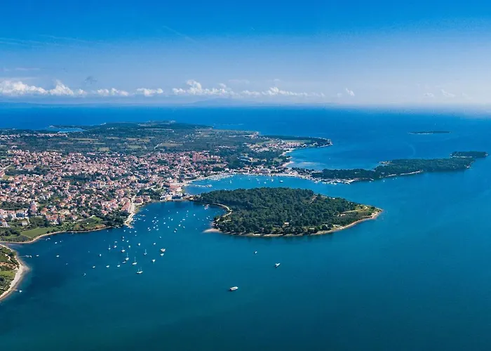 Hilde Red-10 By Interhome *